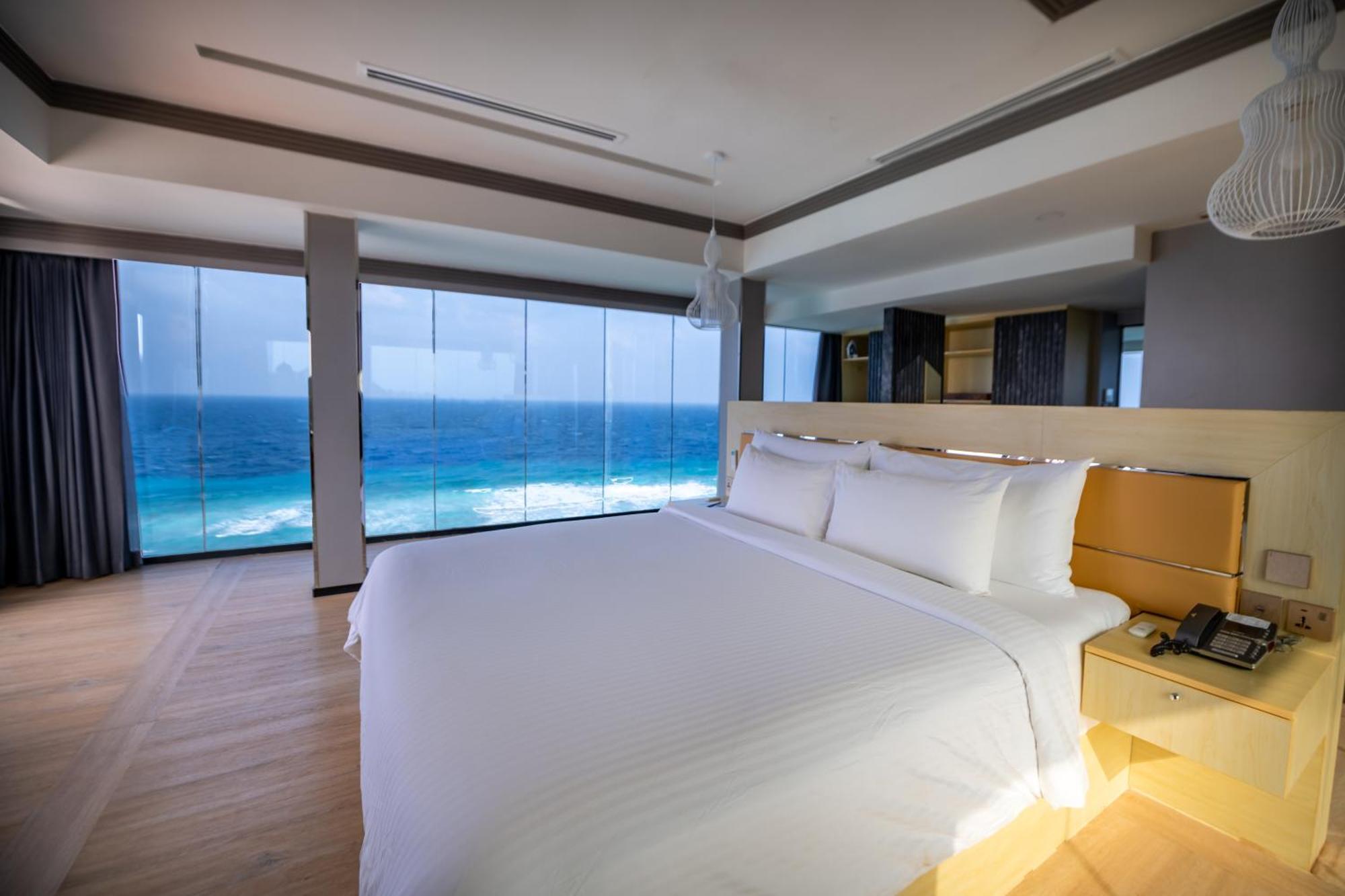 Swarn By Hawks Hotels Kamadhoo Exterior foto